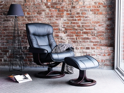 Bergen Euro Recliner w/ Ottoman by Fjords NL Leathers