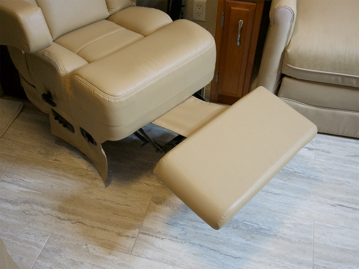 Bradd Hall RV Captains Chair