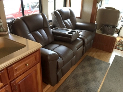 Lambright Dutchboy RV Theater Seating