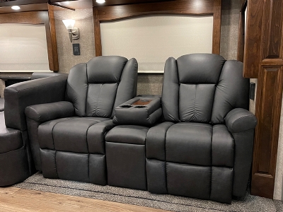 Lambright Dutchboy RV Theater Seating