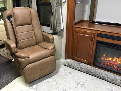 Villa Integrity Integrated RV Captains Chair
