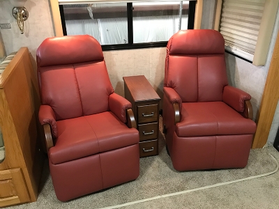 Lambright Lazy Relaxor Lite RV Recliner