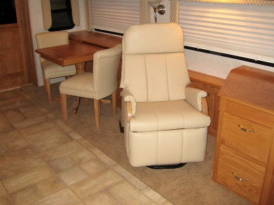 Lambright Lazy Relaxor RV Recliner