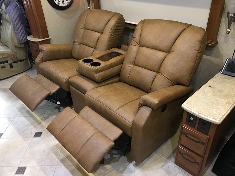 Lambright Superior Rv Theater Seating