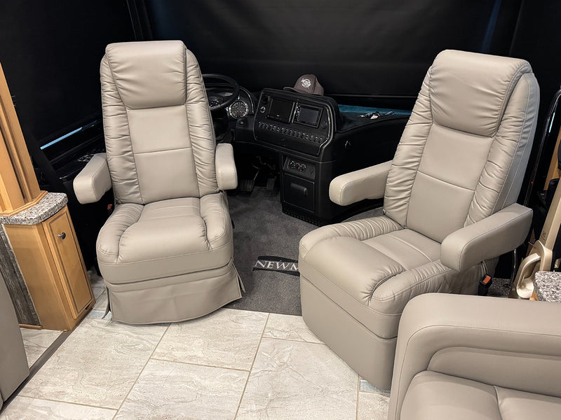 Ellis Captains Chair-zoom-