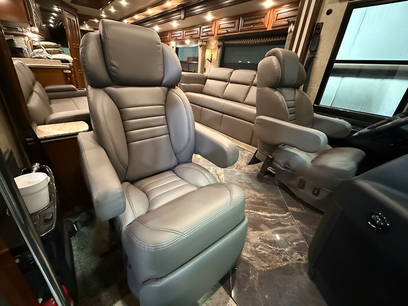 Tailor Captains Chair-zoom-