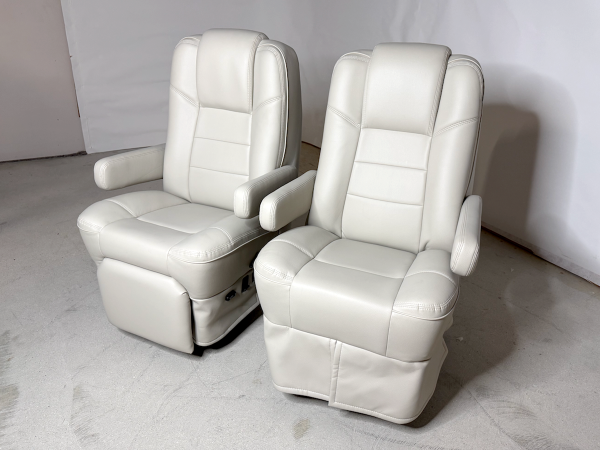 Villa Integrity Captains Chairs co1029-zoom-2