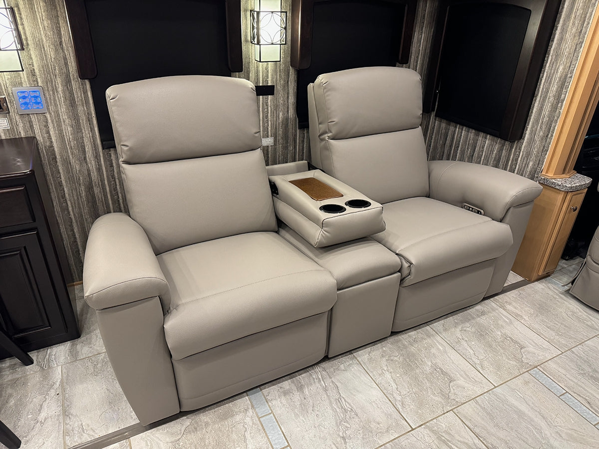 Lambright Houston RV Theater-zoom-2