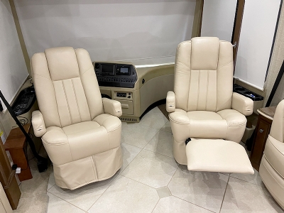 Villa  Avitar RV Captains Chair