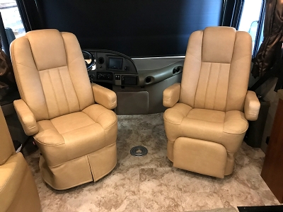 Villa  Avitar RV Captains Chair