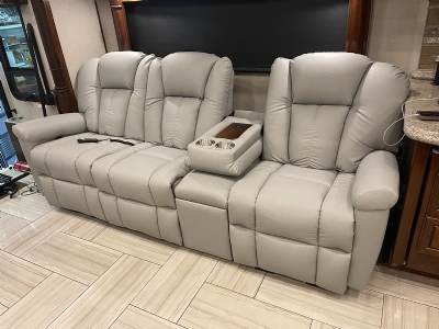 Lambright Dutchboy RV Theater Sofa