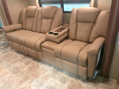 Lambright Dutchboy RV Theater Sofa